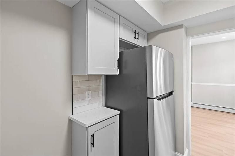 Apartment for rent at 233 Waterman Ave #1L, East Providence, RI 02914