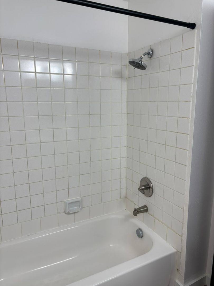 Apartment for rent at 6113 - 6117 N Addison, Spokane, WA 99208
