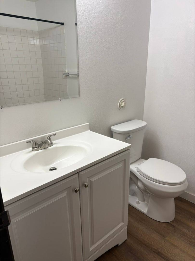 Apartment for rent at 6113 - 6117 N Addison, Spokane, WA 99208