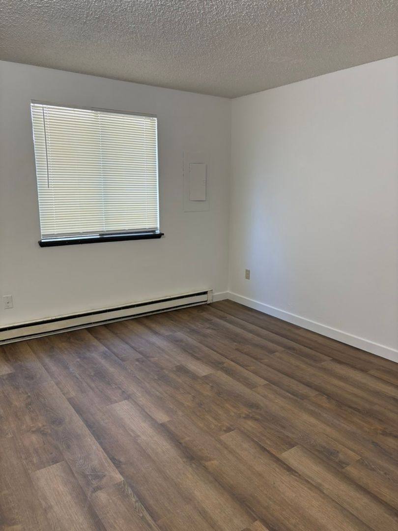 Apartment for rent at 6113 - 6117 N Addison, Spokane, WA 99208