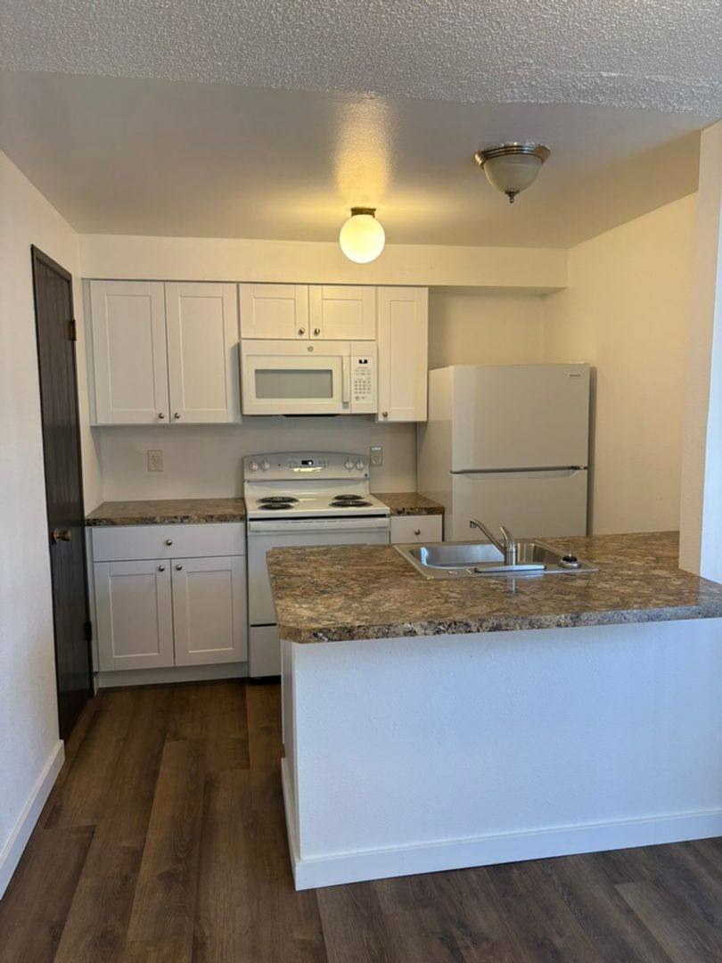 Apartment for rent at 6113 - 6117 N Addison, Spokane, WA 99208