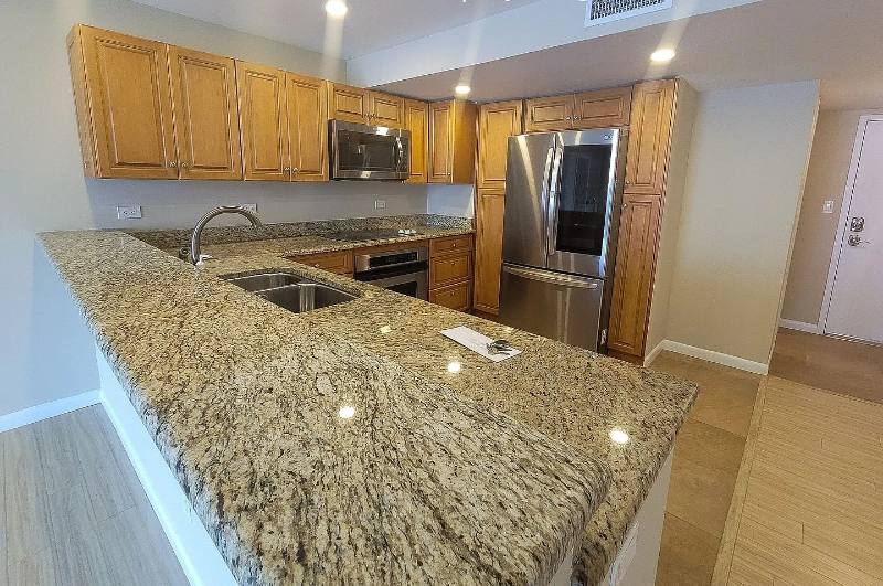 Apartment for rent at 101 S Gulfstream Ave #16D, Sarasota, FL 34236
