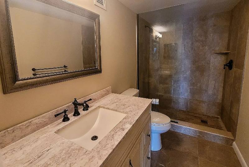 Apartment for rent at 101 S Gulfstream Ave #16D, Sarasota, FL 34236