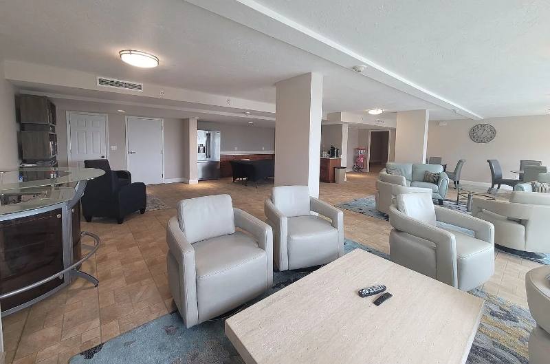 Apartment for rent at 101 S Gulfstream Ave #16D, Sarasota, FL 34236