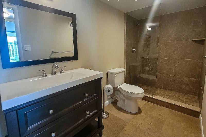 Apartment for rent at 101 S Gulfstream Ave #16D, Sarasota, FL 34236