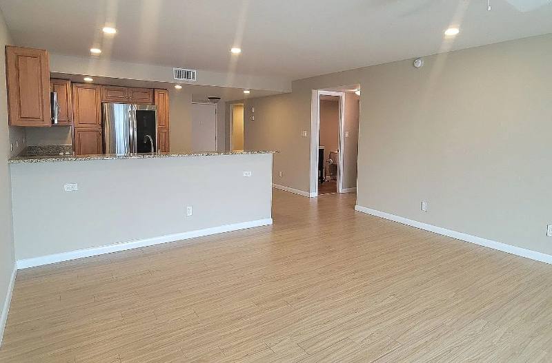 Apartment for rent at 101 S Gulfstream Ave #16D, Sarasota, FL 34236