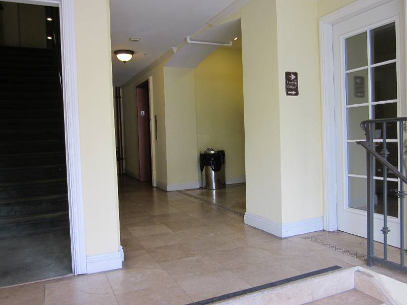 Apartment for rent at 445 S Central Ave #110, Glendale, CA 91204