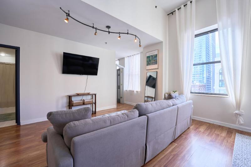 Apartment for rent at 5 N Wabash Ave #1706, Chicago, IL 60602