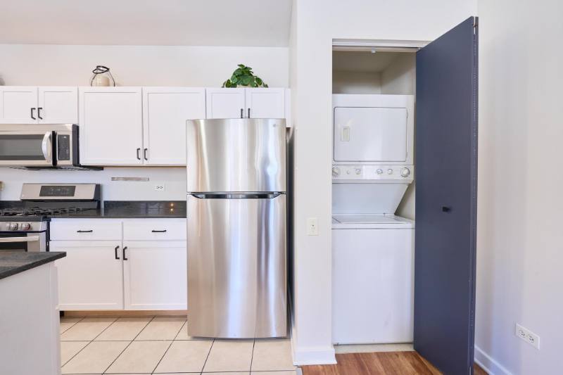 Apartment for rent at 5 N Wabash Ave #1706, Chicago, IL 60602