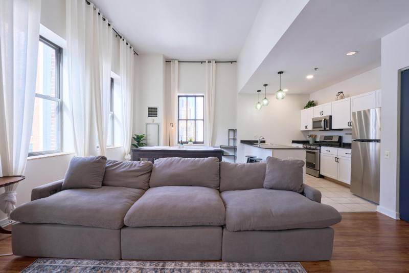 Apartment for rent at 5 N Wabash Ave #1706, Chicago, IL 60602