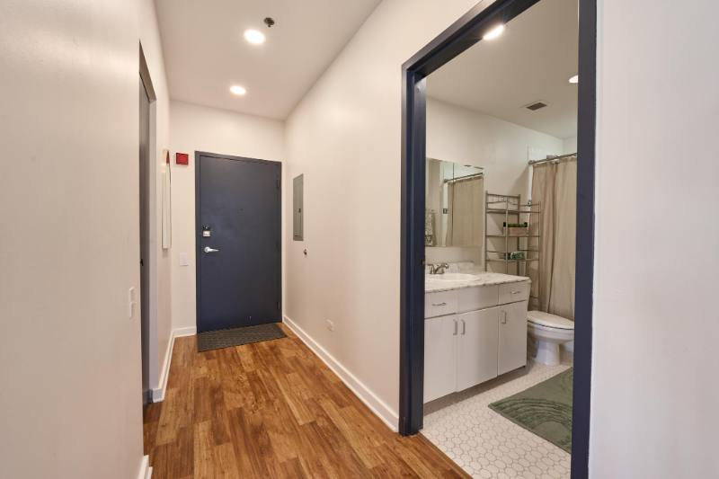 Apartment for rent at 5 N Wabash Ave #1706, Chicago, IL 60602