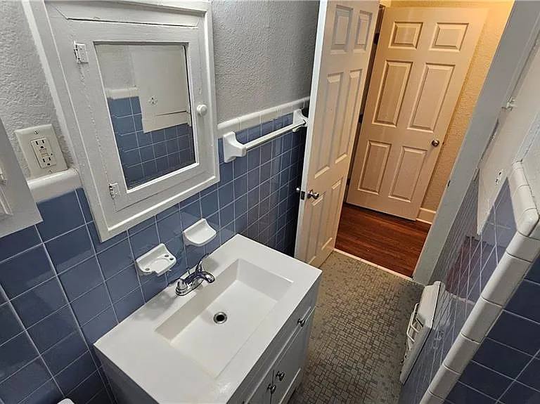 House for rent at 1215 N 15th St, McAllen, TX 78501