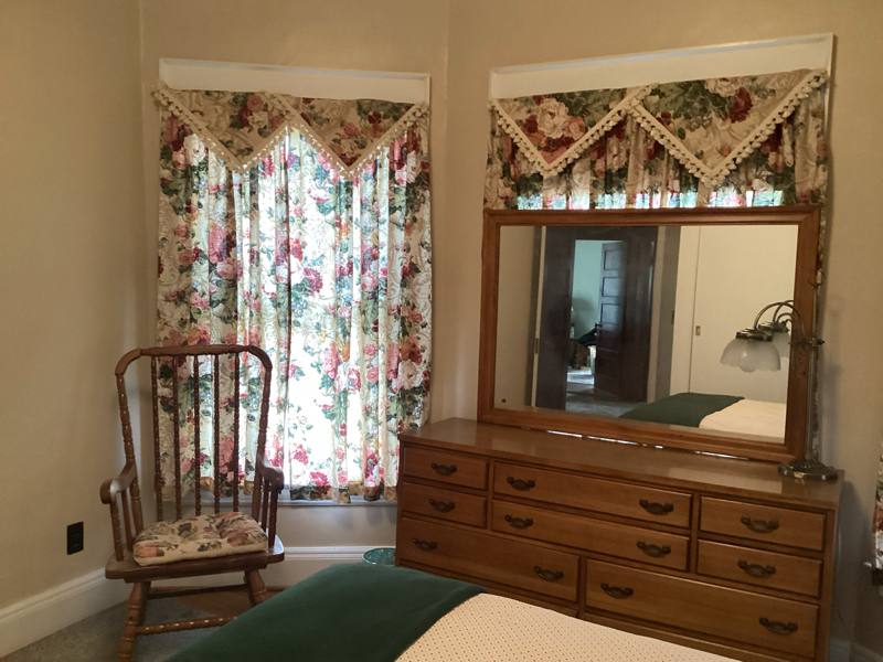 House for rent at 269 W Borden Ave, Syracuse, NY 13205