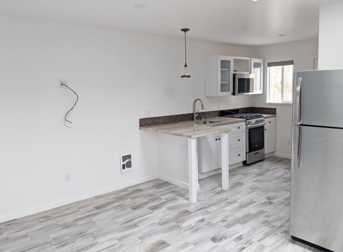 1620 B Waring St, Seaside, CA 93955 - House for Rent - Image 6