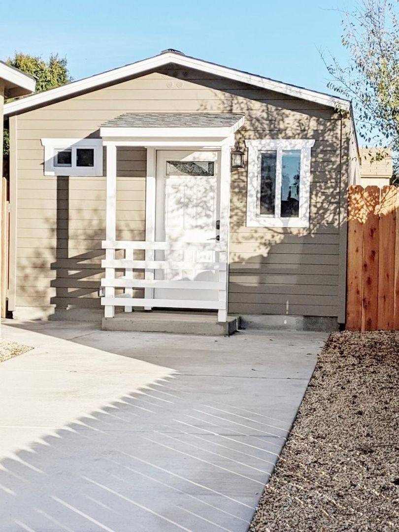 1620 B Waring St, Seaside, CA 93955 - House for Rent - Image 2