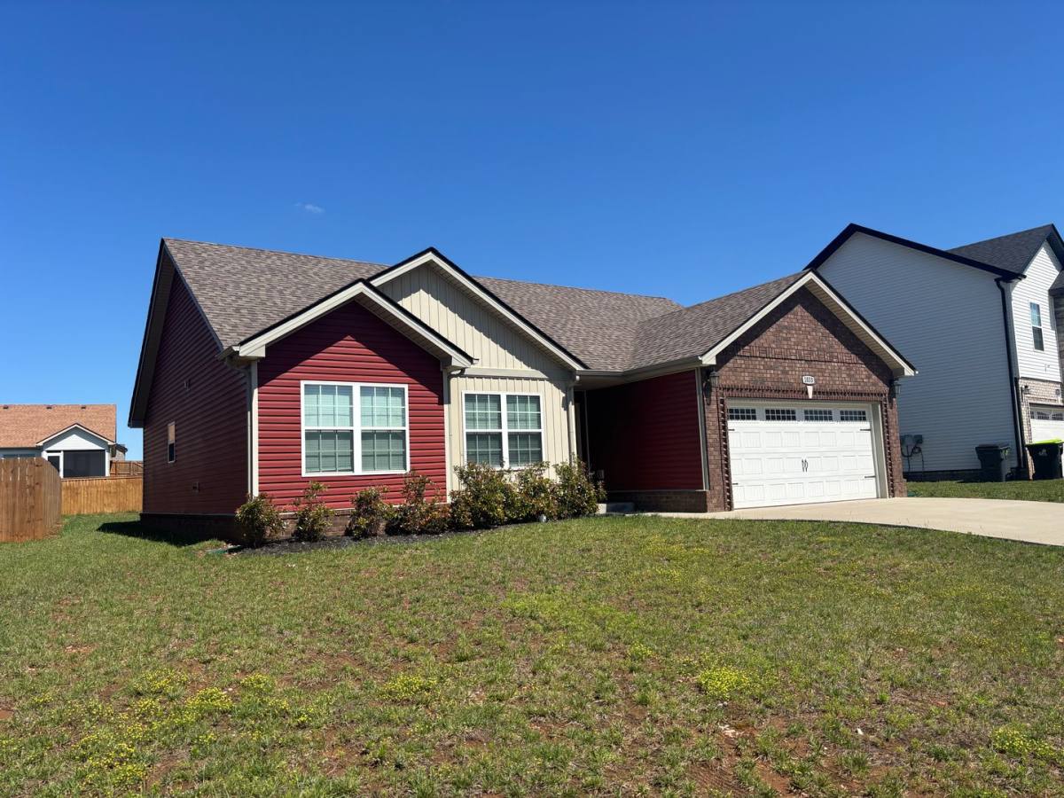 House for rent at 1033 Whitney Dr, Clarksville, TN 37042