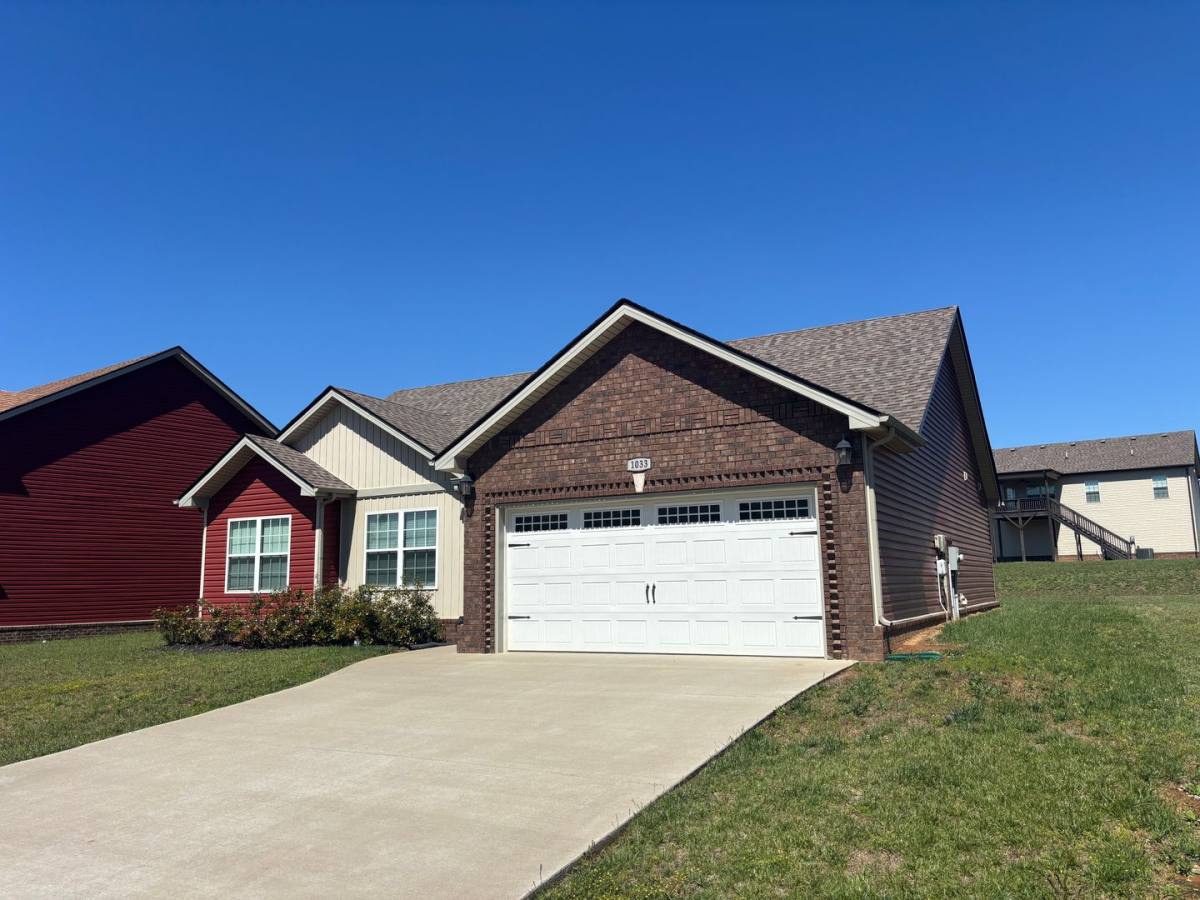 House for rent at 1033 Whitney Dr, Clarksville, TN 37042