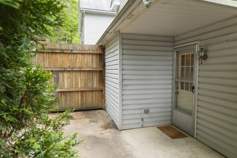 House for rent at 221 Center St, Lehighton, PA 18235