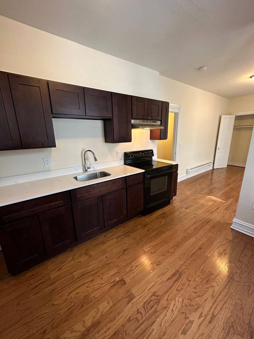 Apartment for rent at 622 Chew St, Allentown, PA 18102