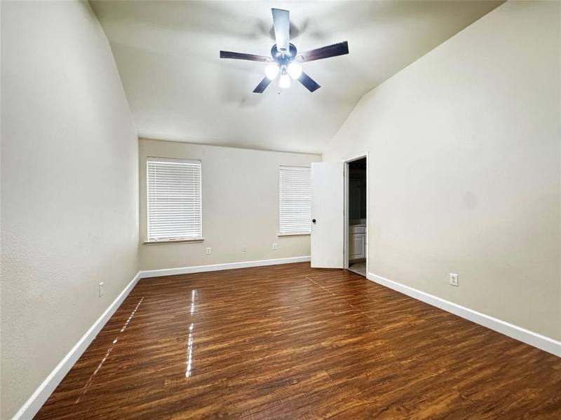 House for rent at 1324 Sierra Blanca Dr, Burleson, TX 76028
