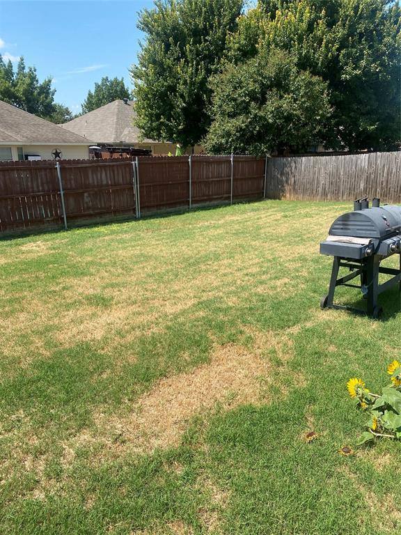 House for rent at 1324 Sierra Blanca Dr, Burleson, TX 76028