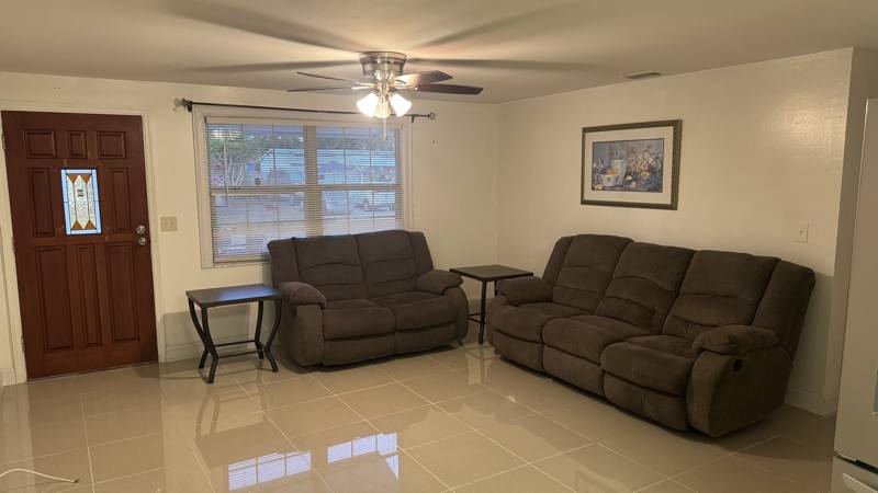 House for rent at 6980 82nd Ave N, Pinellas Park, FL 33781