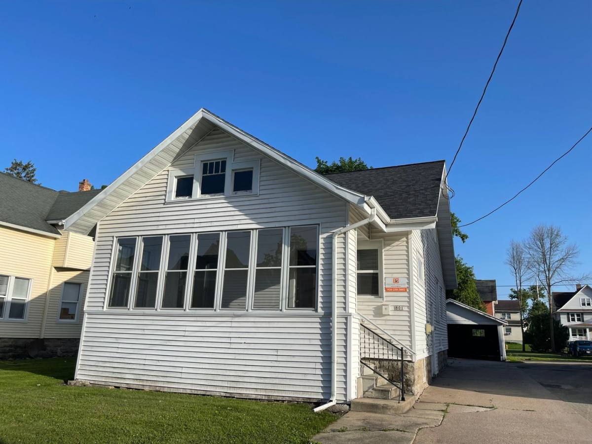 House for rent at 801 Scott Ave, Oshkosh, WI 54901