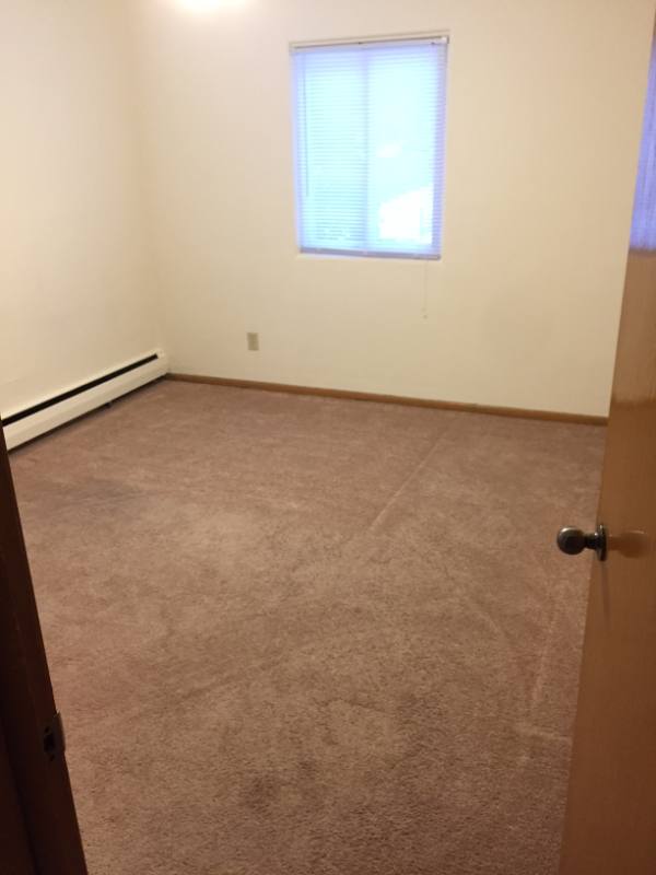 Apartment for rent at 556 Jenks Ave E #11, Saint Paul, MN 55130