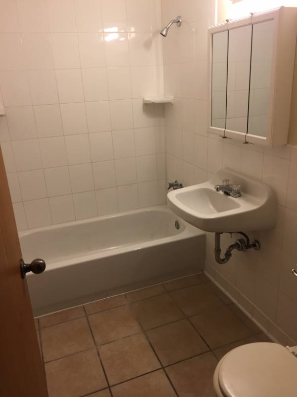 Apartment for rent at 556 Jenks Ave E #11, Saint Paul, MN 55130