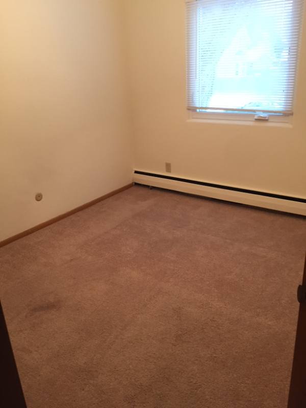 Apartment for rent at 556 Jenks Ave E #11, Saint Paul, MN 55130