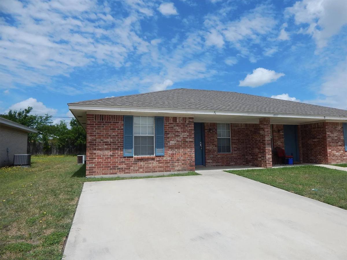 Townhouse for rent at 1807 Windward Dr #A, Killeen, TX 76543