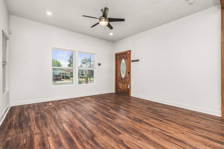 House for rent at 115 Saint Charles, San Antonio, TX 78202