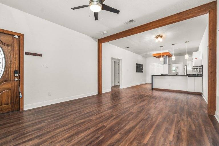 House for rent at 115 Saint Charles, San Antonio, TX 78202