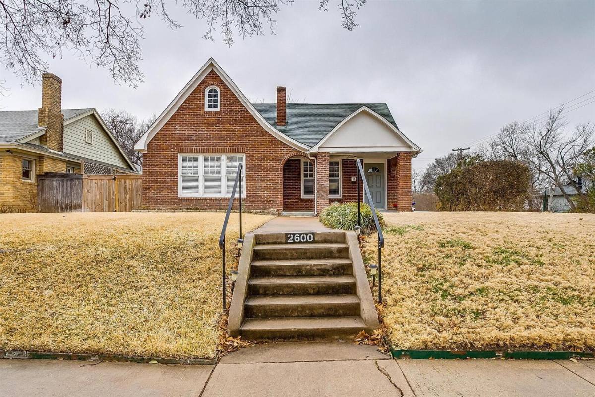2600 Adams S #102, Fort Worth, TX 76110