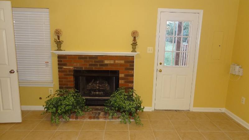 Townhouse for rent at 2427 Clover Field Circle, Herndon, VA 20171
