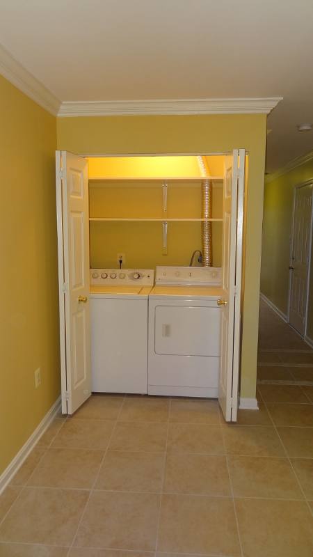 Townhouse for rent at 2427 Clover Field Circle, Herndon, VA 20171