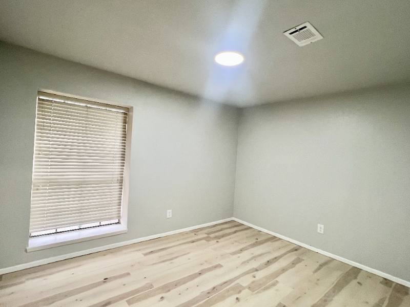 Townhouse for rent at 2407 Ventura Dr #A, Arlington, TX 76015