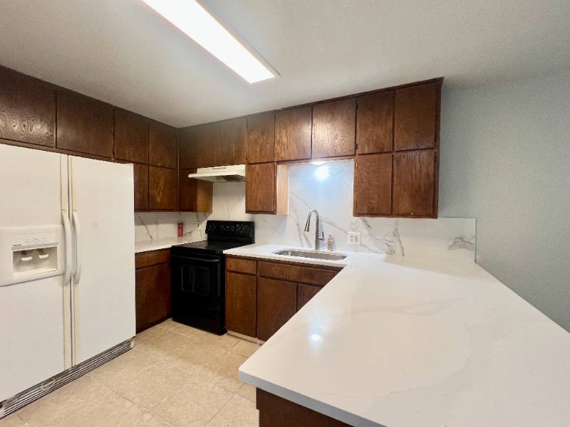 Townhouse for rent at 2407 Ventura Dr #A, Arlington, TX 76015
