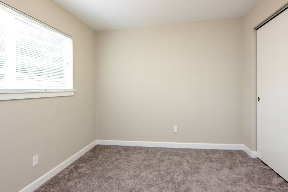 Apartment for rent at 2720 SW Spring Garden St, Portland, OR 97219