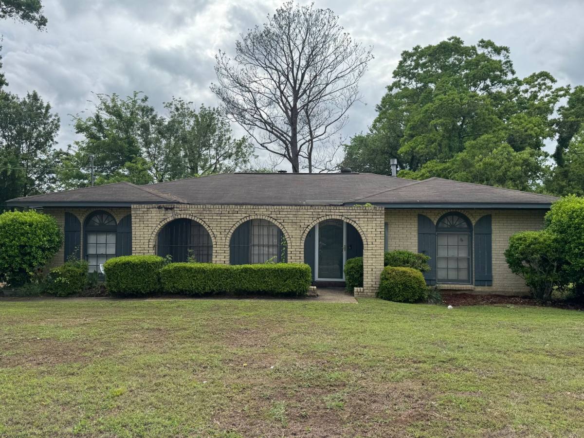 House for rent at 3324 Cross Creek Dr, Montgomery, AL 36116