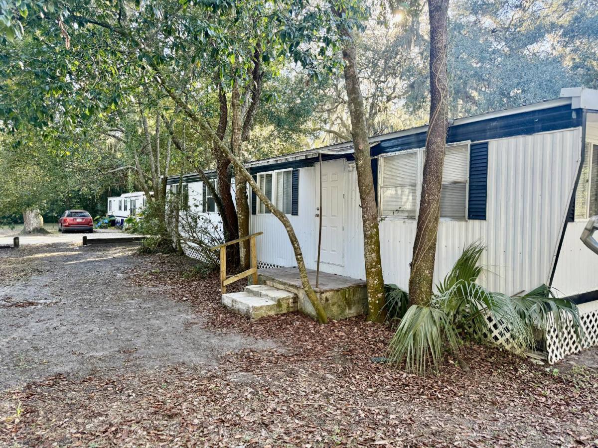 Apartment for rent at 1511 S Palm Ave #4, Palatka, FL 32177