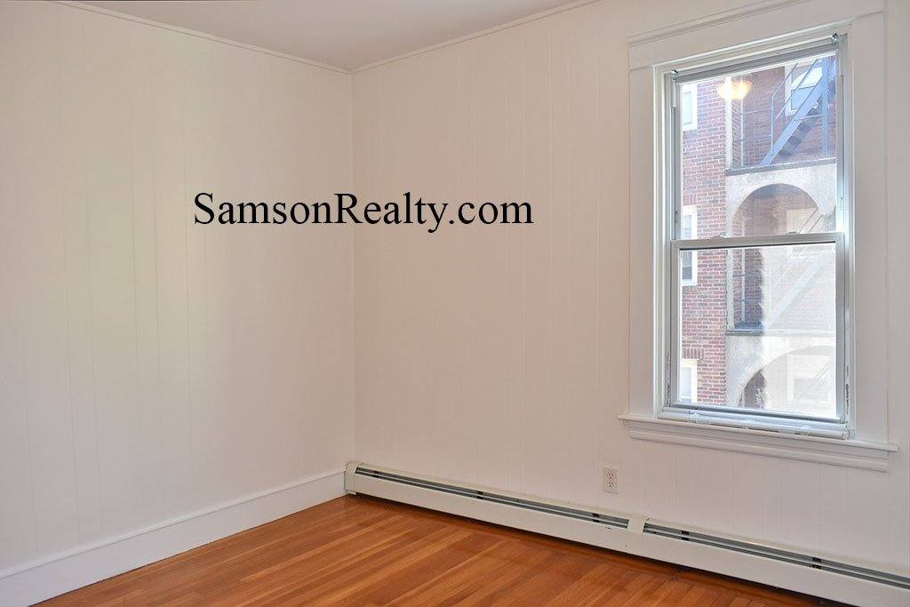 Apartment for rent at 90 Taft #6, Providence, RI 02906
