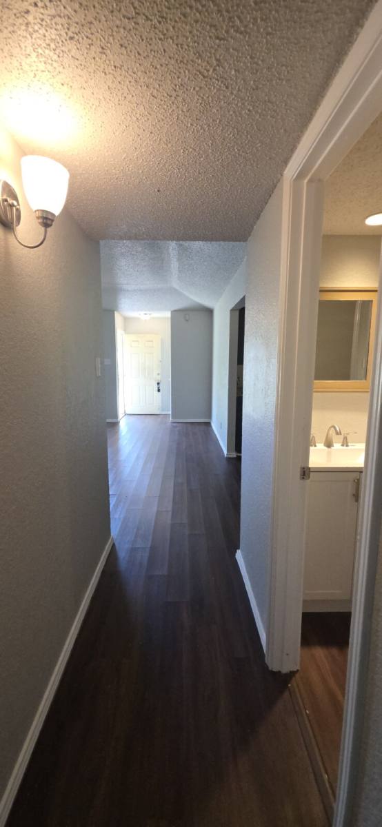 Townhouse for rent at 6719 Loma Vista Dr, Fort Worth, TX 76133