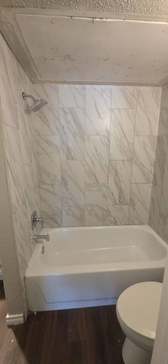 Townhouse for rent at 6719 Loma Vista Dr, Fort Worth, TX 76133