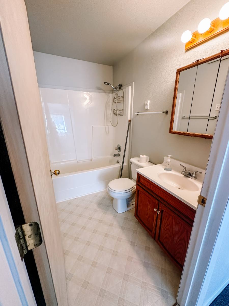 House for rent at 835 E Glendale St, Dillon, MT 59725
