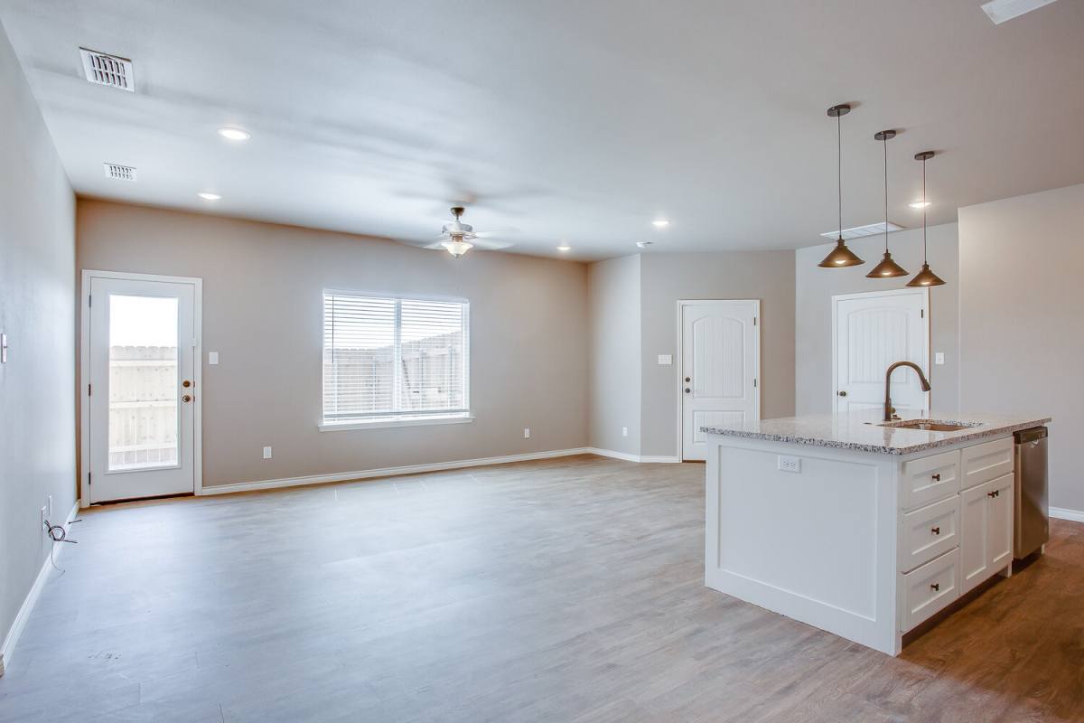 Townhouse for rent at 1405 16th St #A, Shallowater, TX 79363
