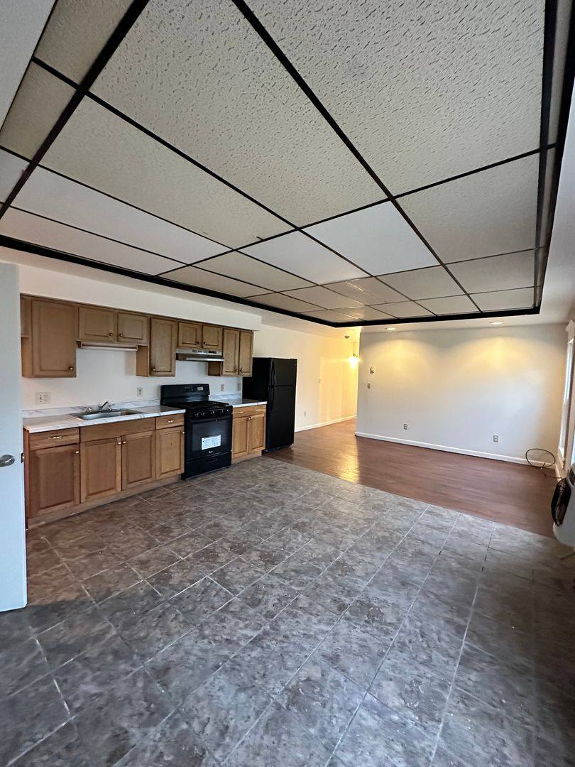 914-916 Madison Ave, Scranton, PA 18510 - Apartment for Rent - Image 2