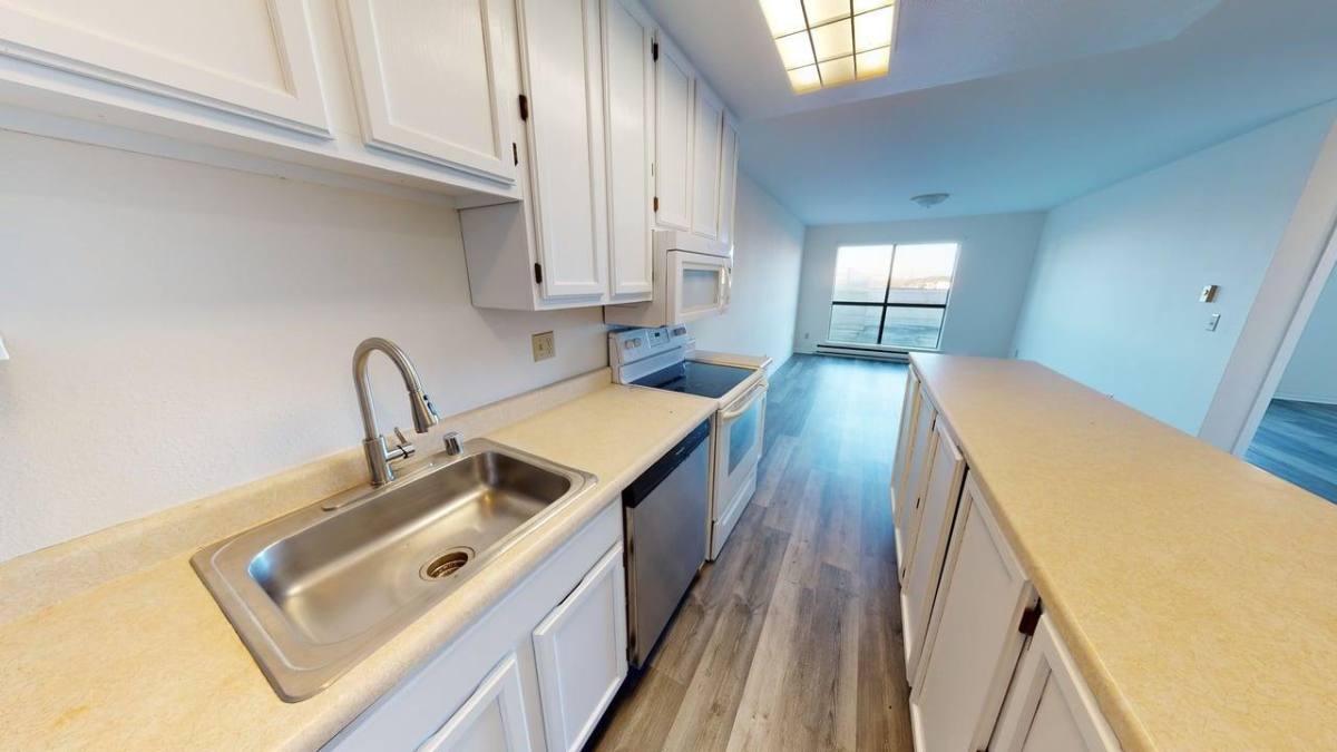 Apartment for rent at 1799 22nd Ave #102, San Francisco, CA 94122