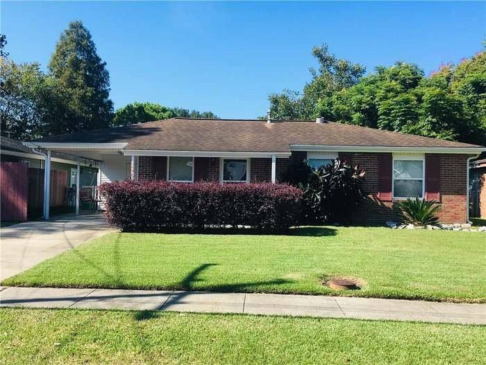 House for rent at 240 Azalea Dr, Westwego, LA 70094