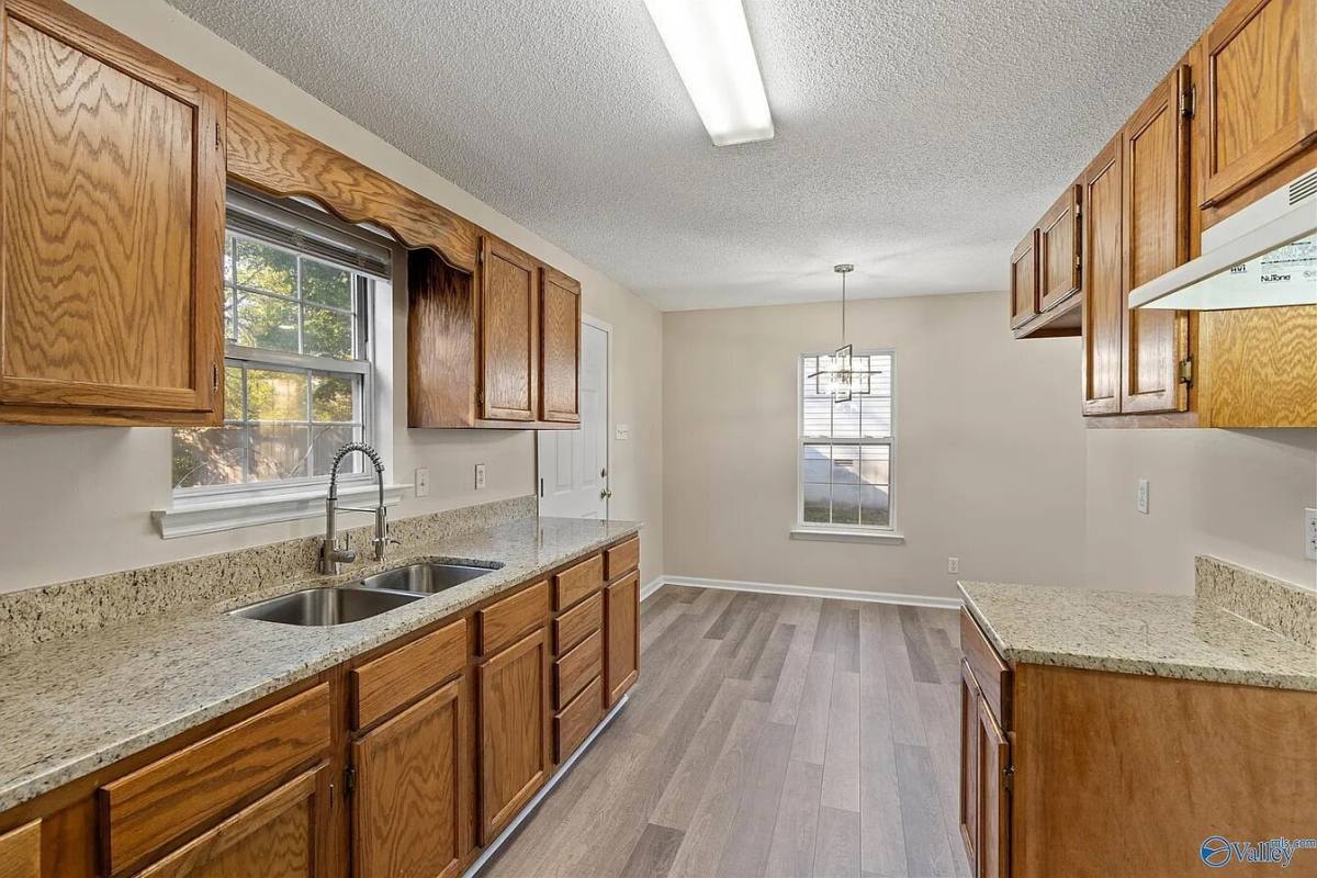 House for rent at 3103 Sonya Dr NW, Huntsville, AL 35810